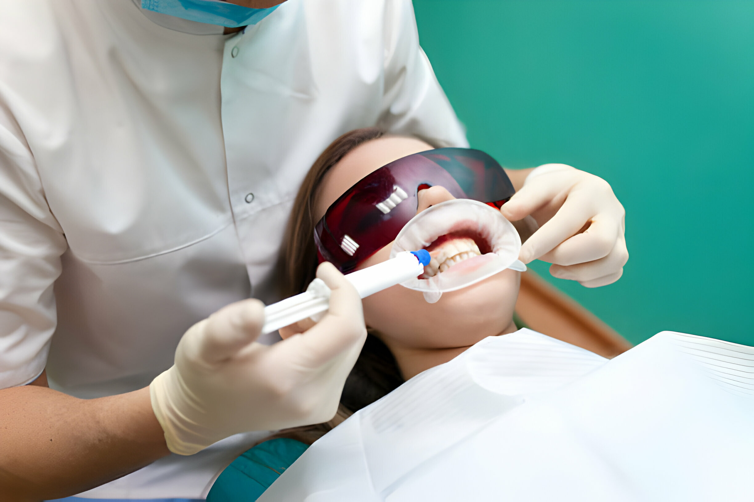 Teeth Whitening Guide: Avoid These 6 Foods For Better Results_2